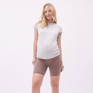 Thyme Maternity Gray Fitted Short Sleeve Tee